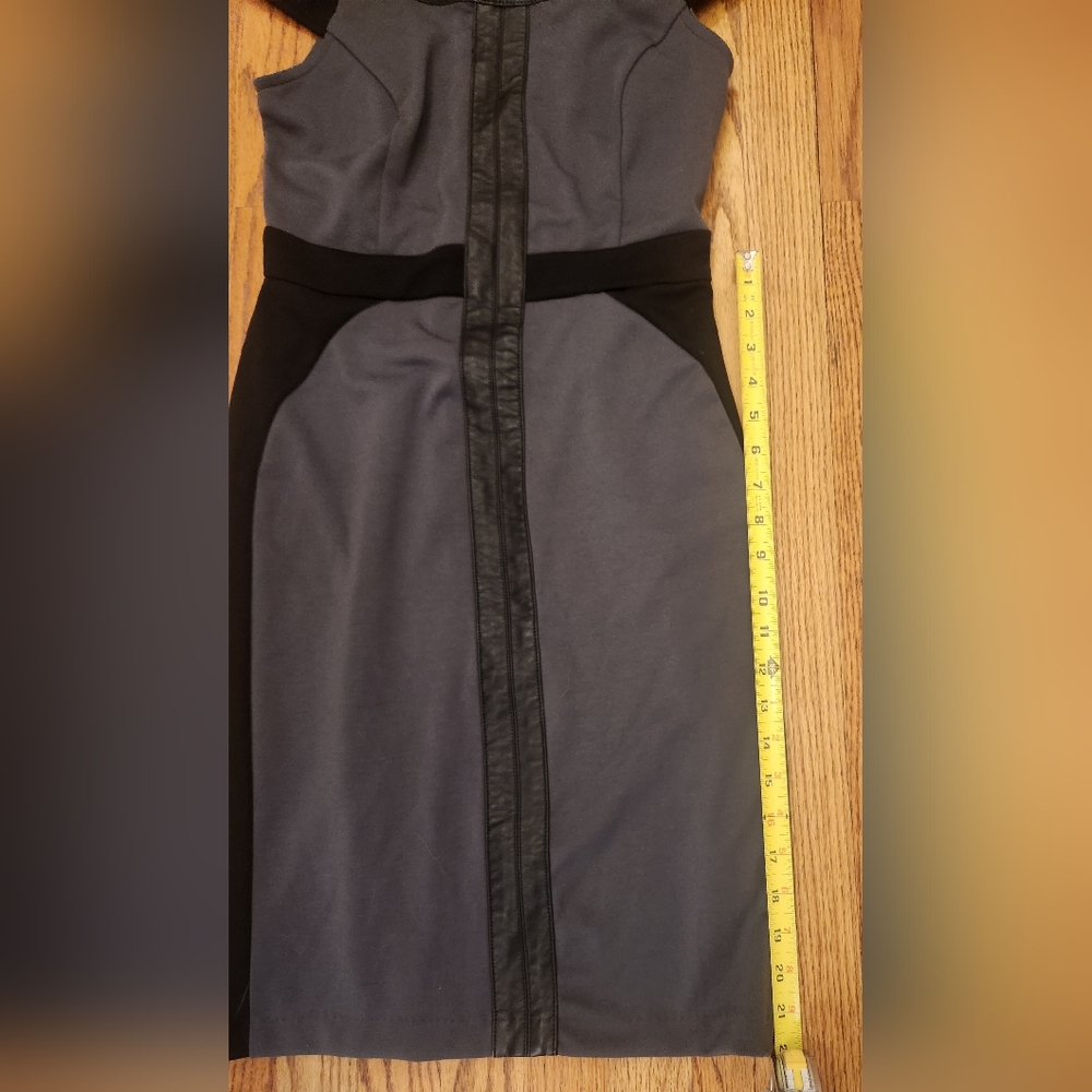 ECI, Women's Size 4 Dress, Wonderful Condition - Picture 5 of 7